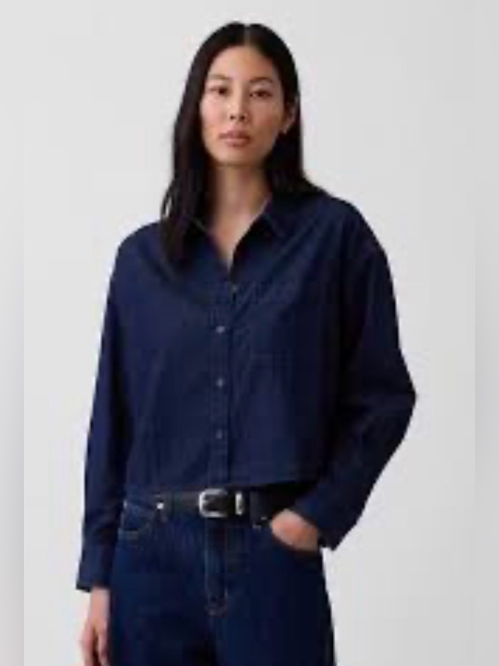 NWOT Gap UltraSoft Denim Straight-Hem Crop Shirt